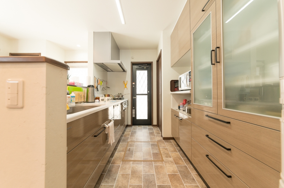 お手入れがしやすく機能的なキッチン。